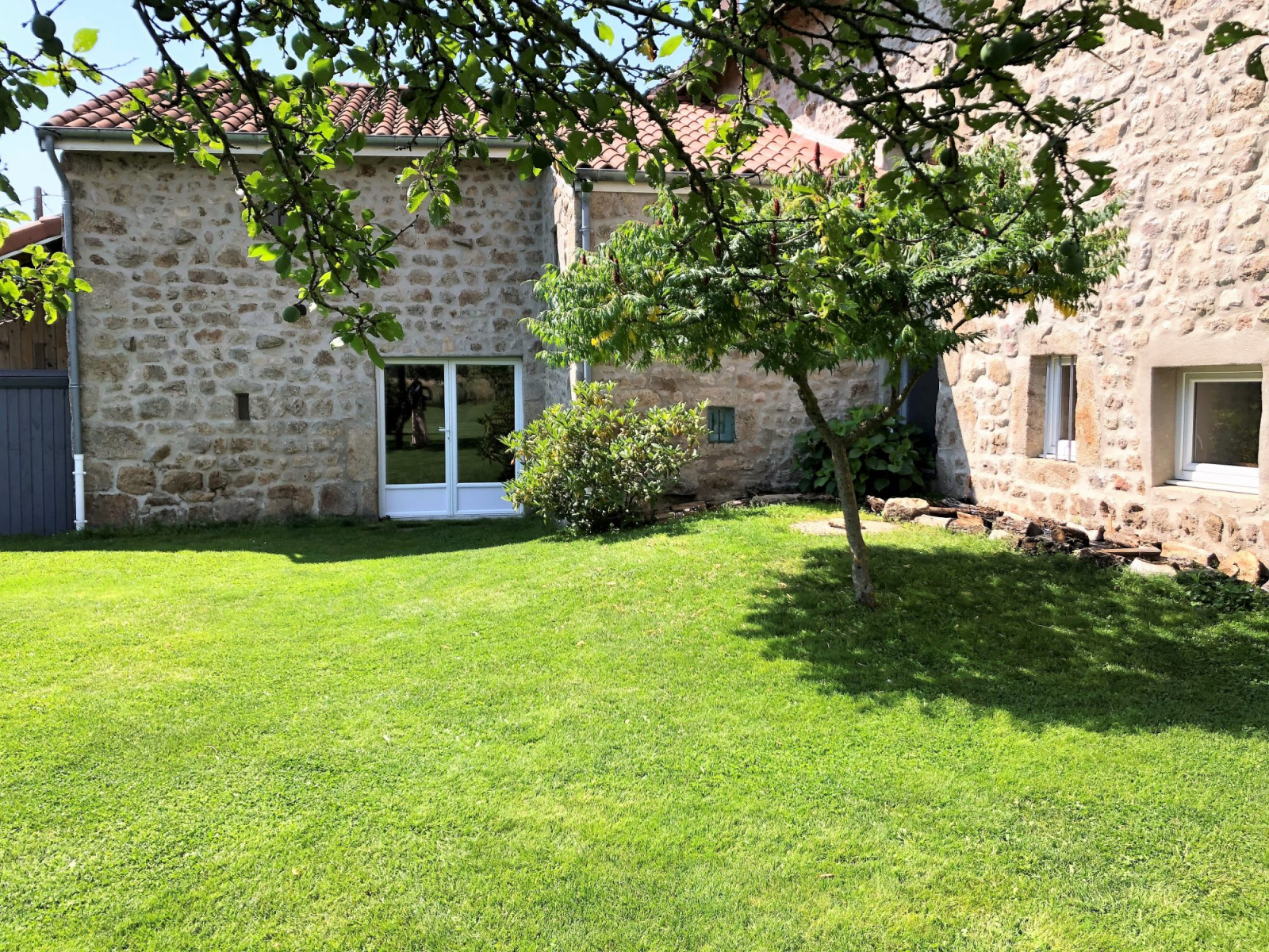 Image_41, Ferme, Usson-en-Forez, ref :VM312